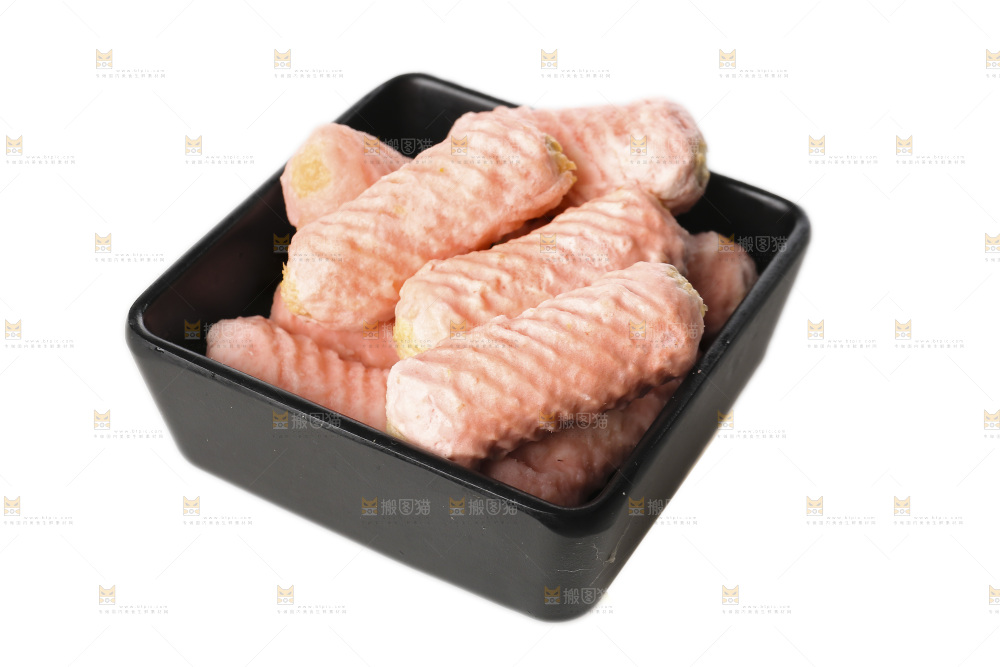 白底上的火锅丸子