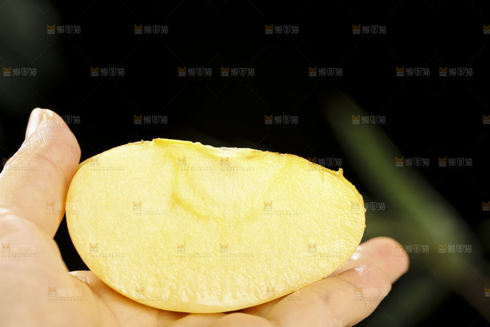 深底上的维纳斯苹果