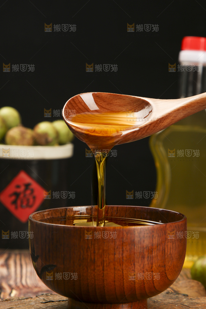 深底上的山茶油