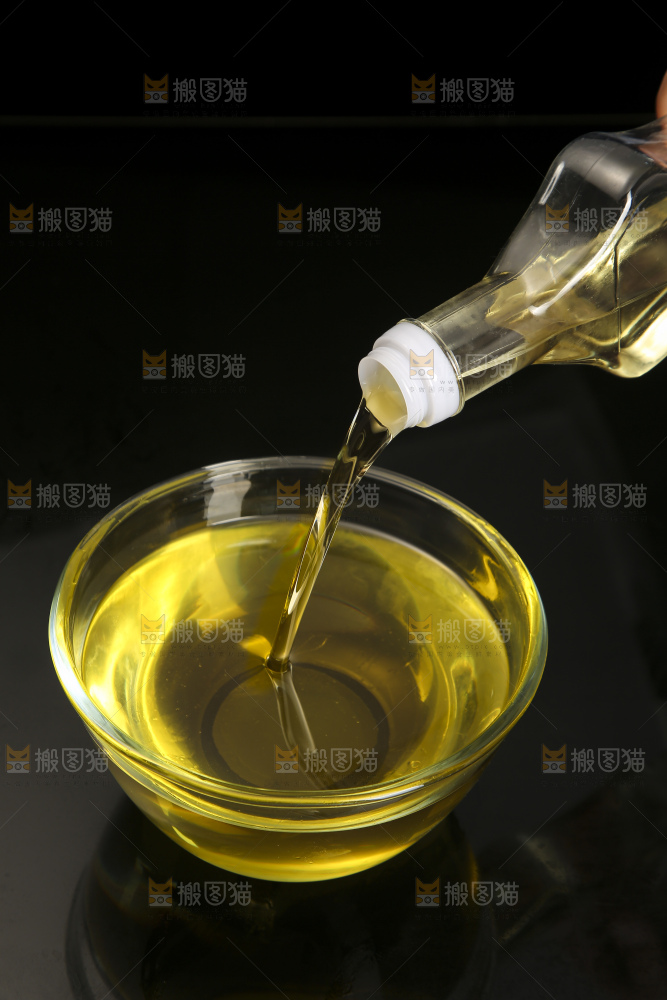 深底上的山茶油