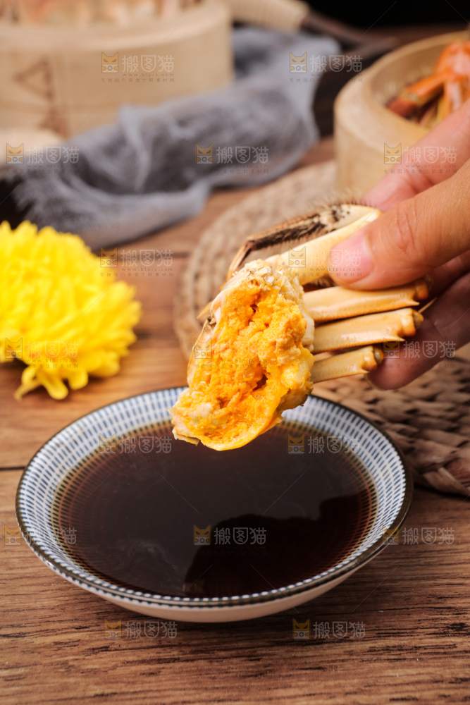 深底上的清蒸大闸蟹