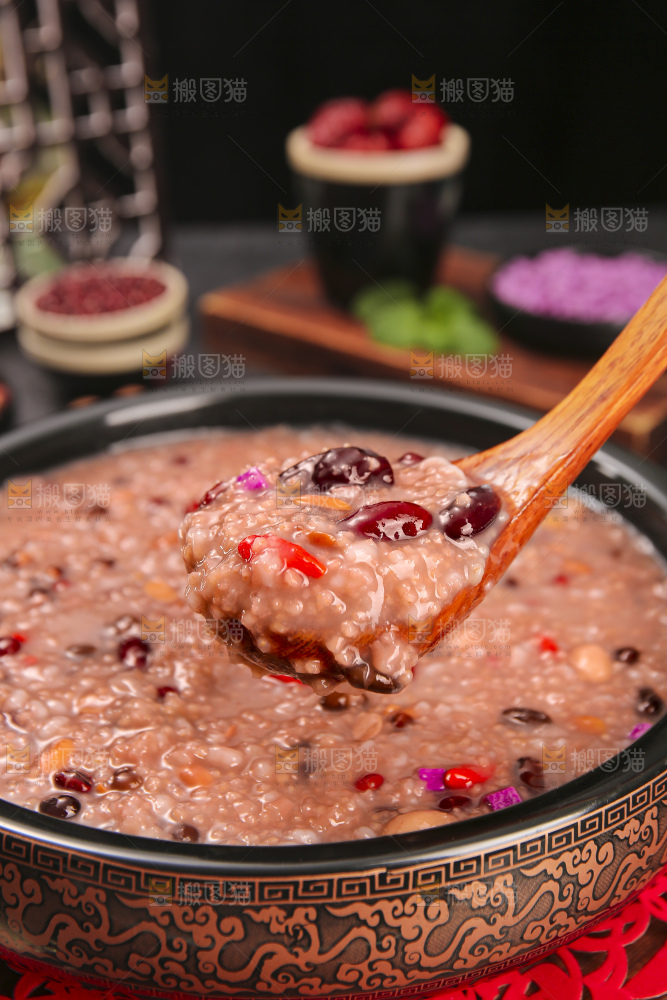 深底上的腊八粥