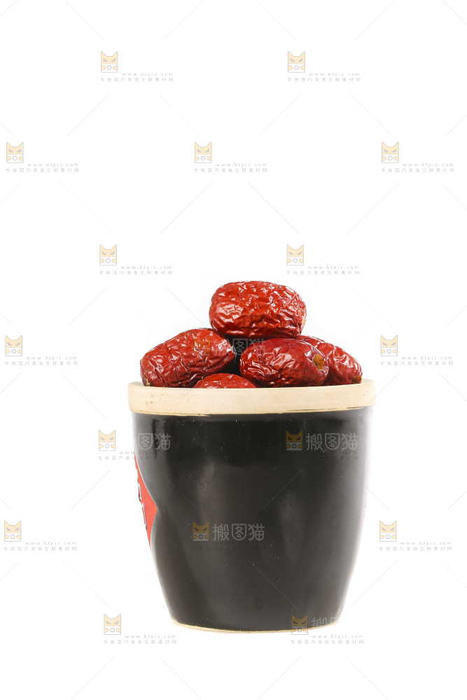 白底上的腊八粥食材