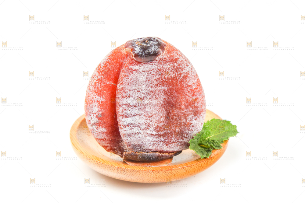 白底上放着吊柿饼