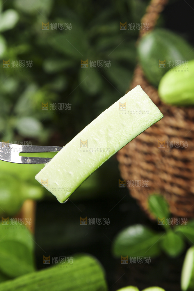 深底上的丝瓜