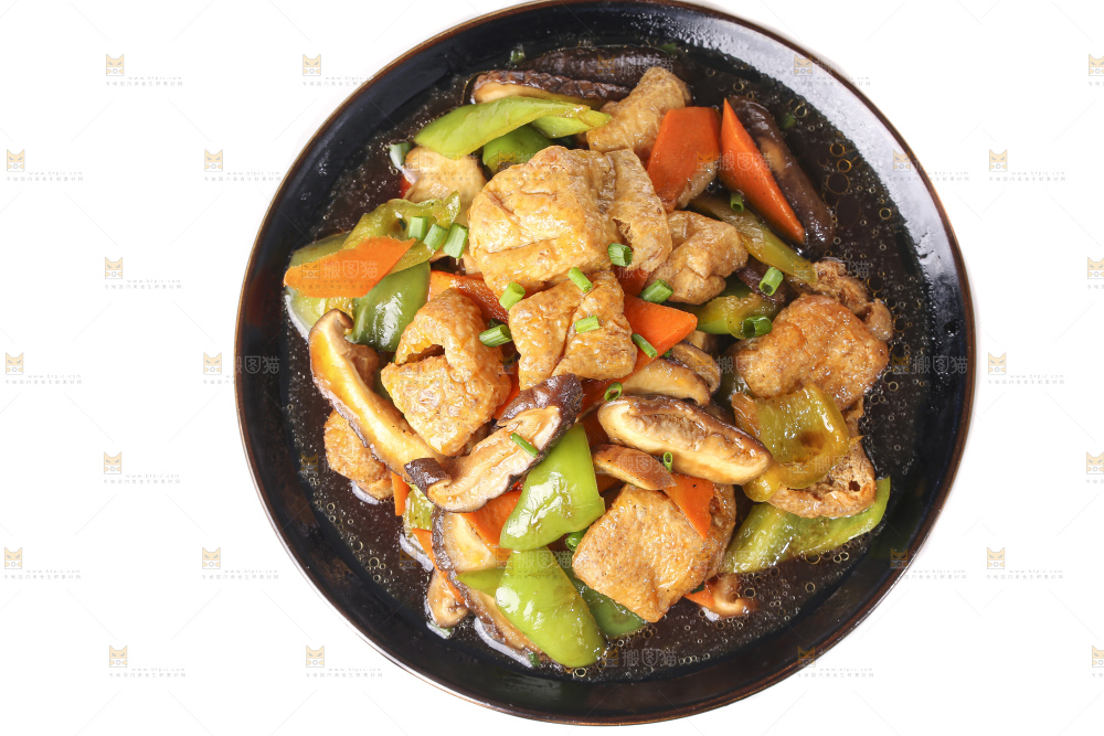 白底上的炒豆泡