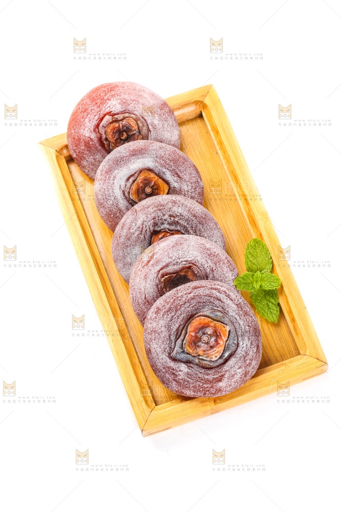 白底上放着圆柿饼