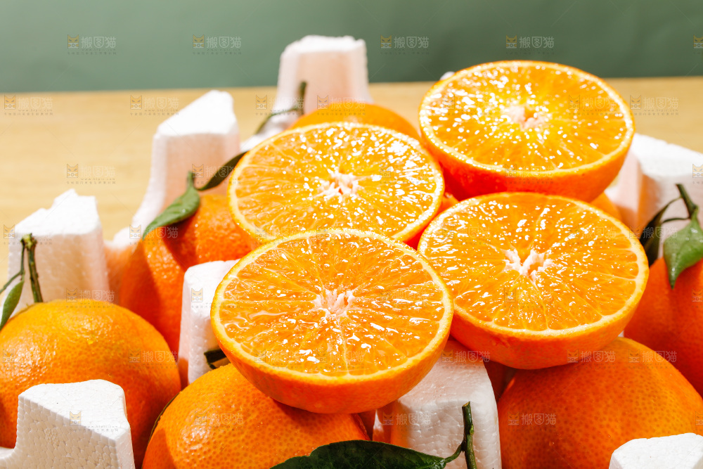 浅底上的爱媛果冻橙