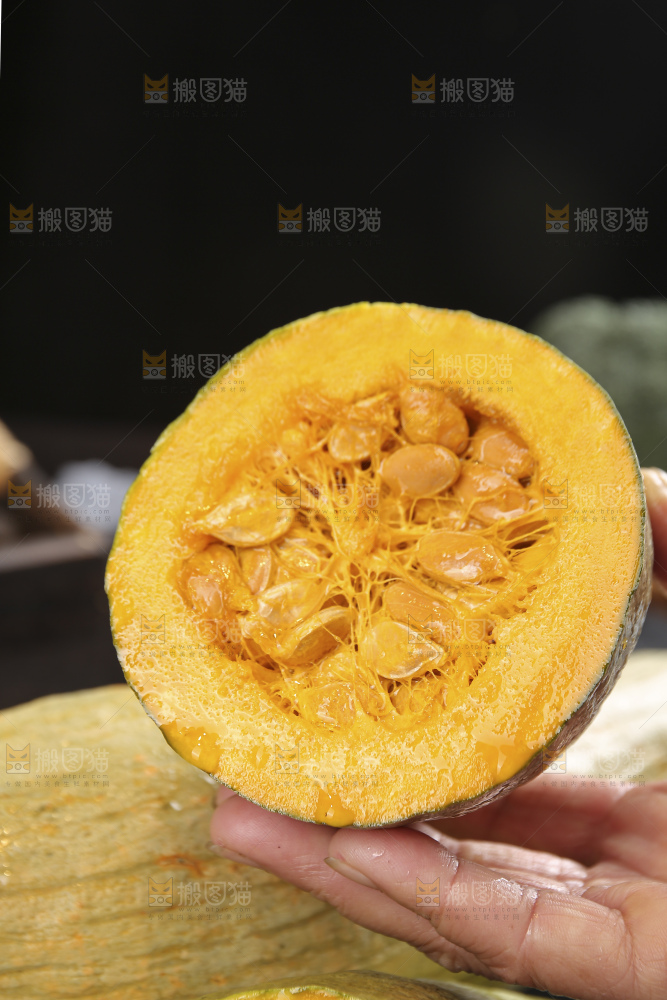深底上的贵族南瓜
