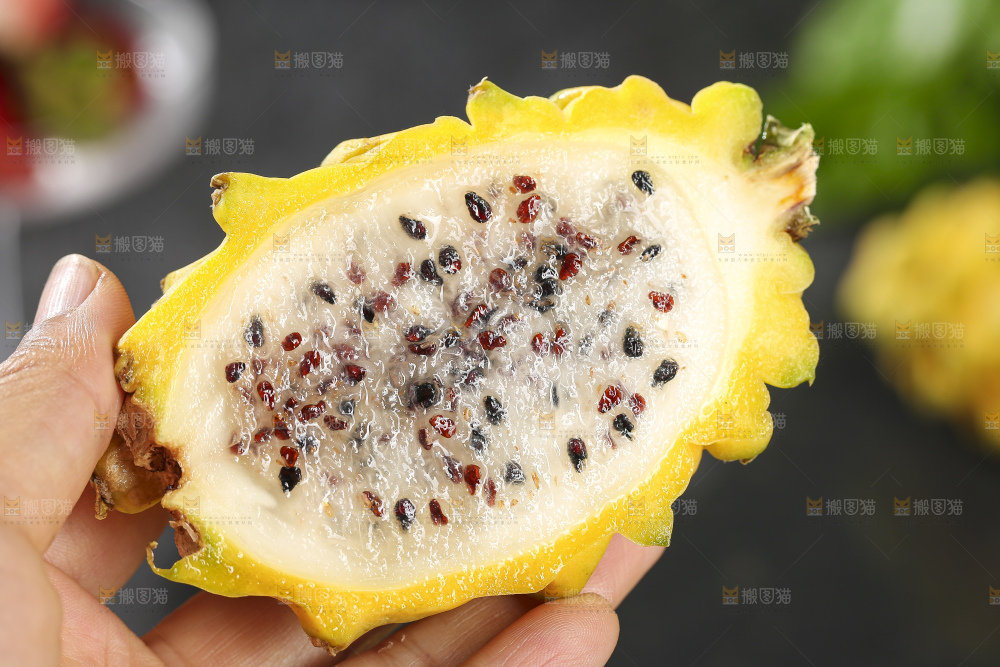 深底上的燕窝果