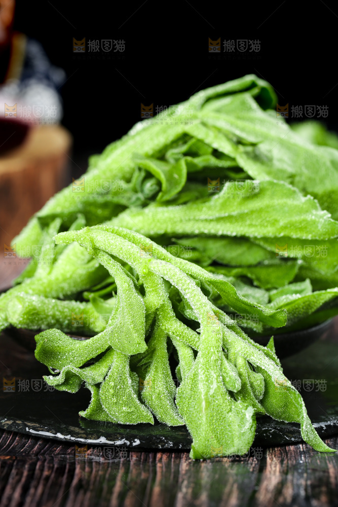 深底上的冰草