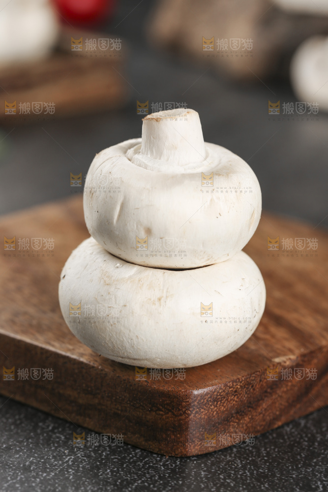 深底上的口蘑