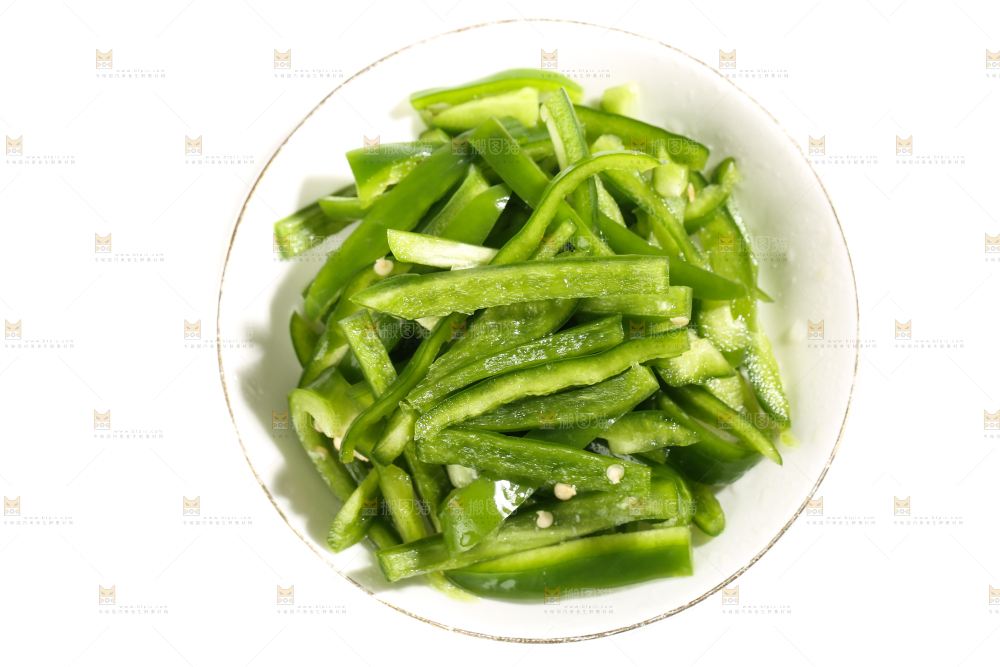 白底上的青椒