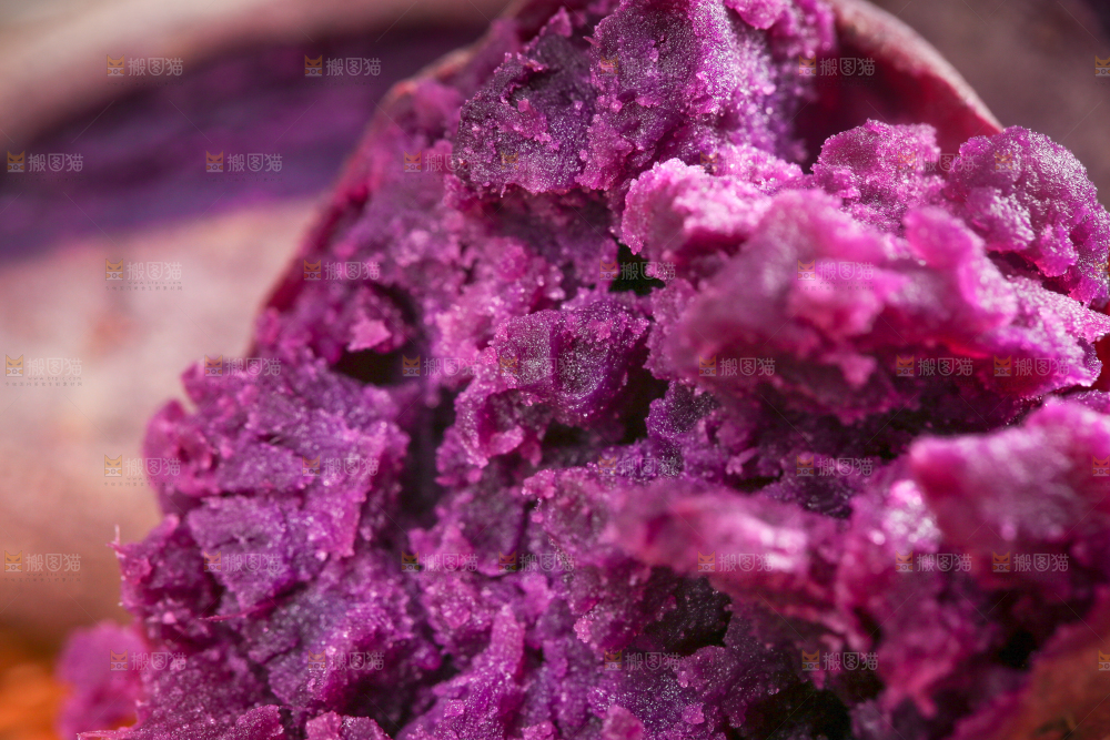 木底上的小紫薯