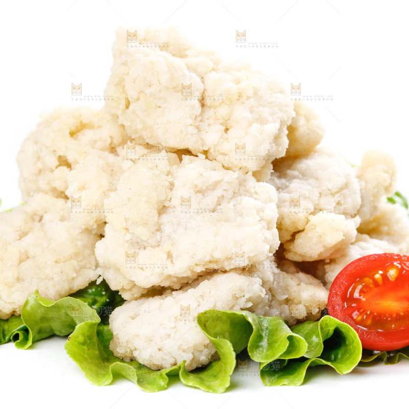 白底上的盐酥鸡
