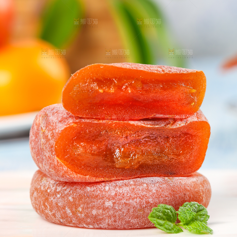 白石底上的柿饼