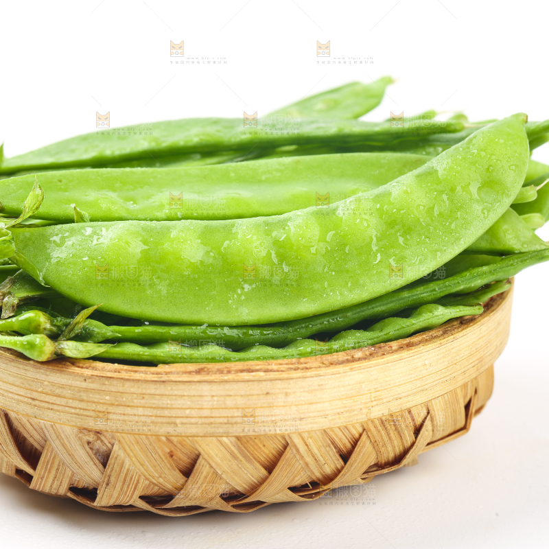 篮子里放着荷兰豆