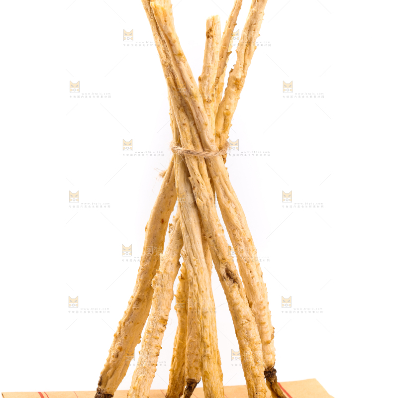 纸上放着沙参