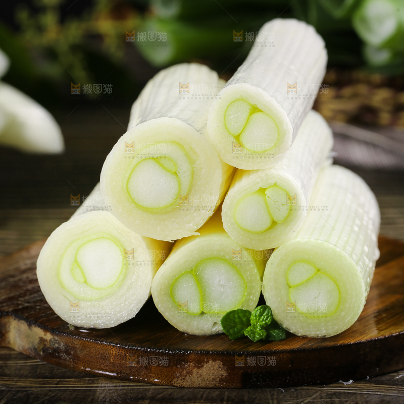 木底上放着山东大葱