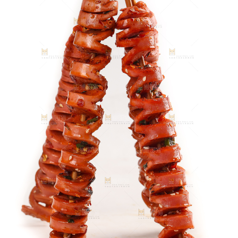 白底上的面筋串