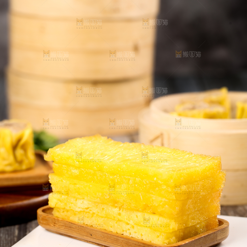 盘子里的广式黄金糕