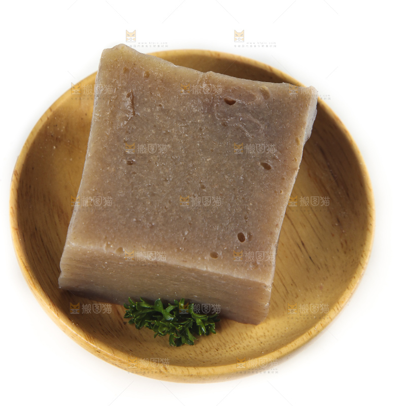 盘子里的魔芋豆腐