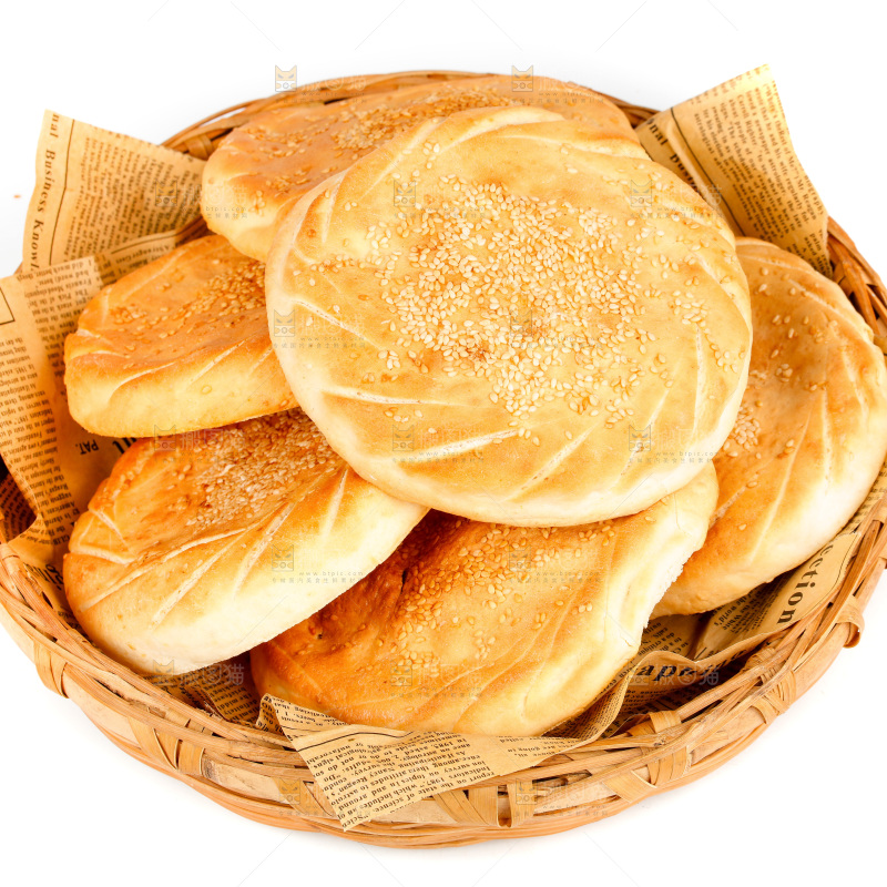 白底上放着烧饼