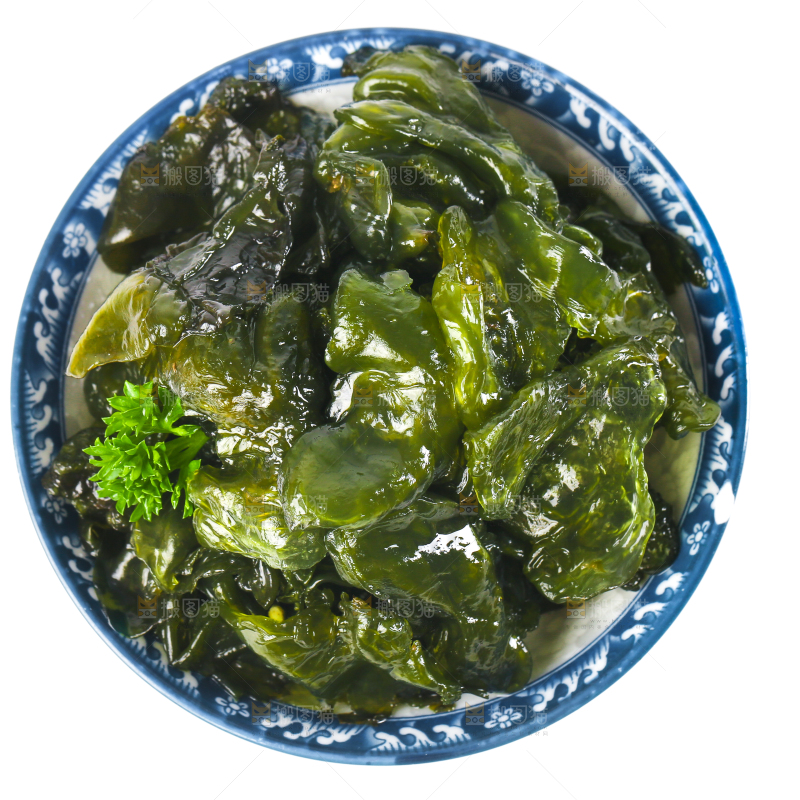 盘子里装着雷公菌