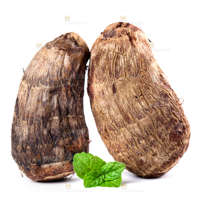 白底上摆放着牛奶小芋头