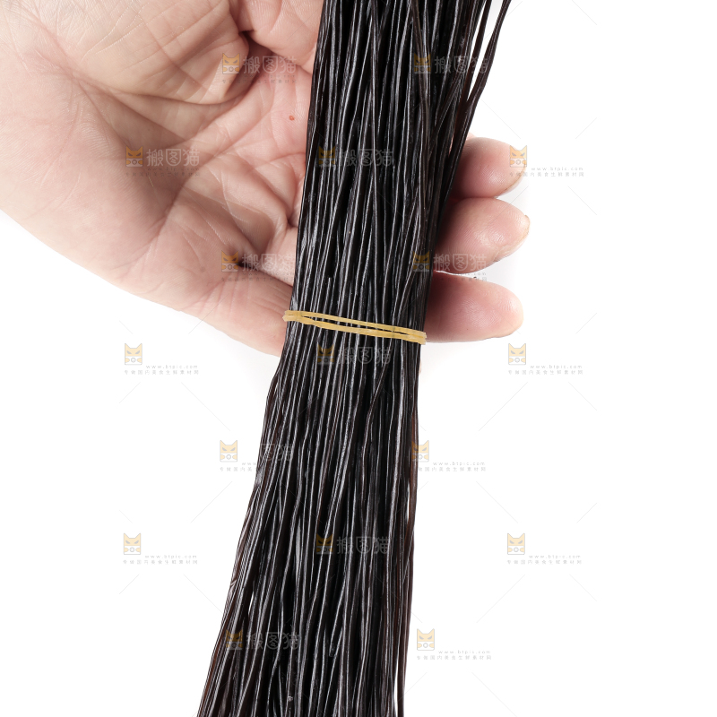 手拿蕨根粉