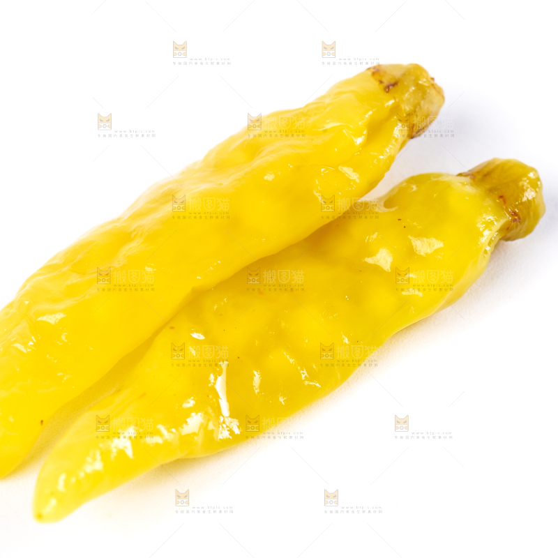白底上的小米辣椒