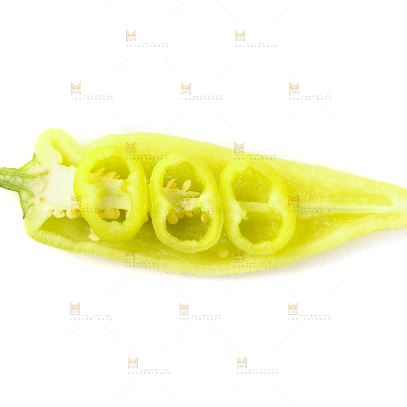 白底上的水果辣椒