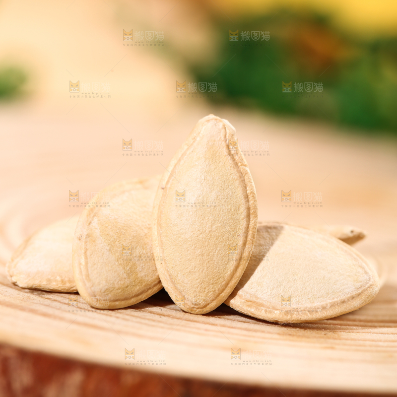 木底上的原味南瓜子