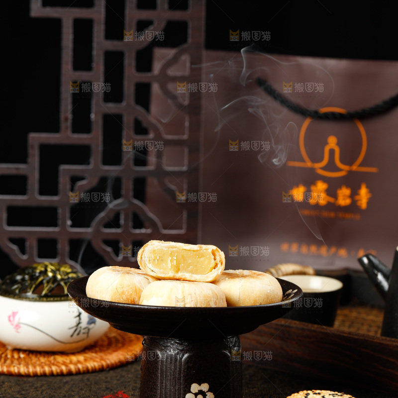 深底上的酥饼