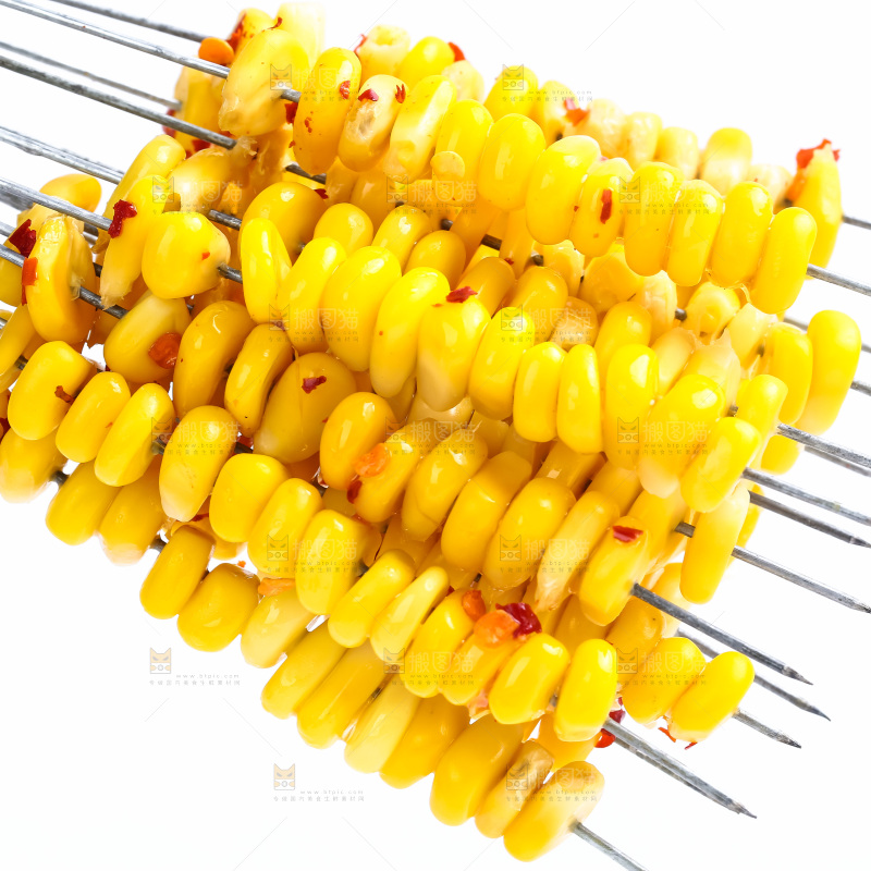 白底上的玉米串