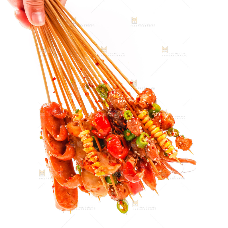 手拿钵钵鸡食材
