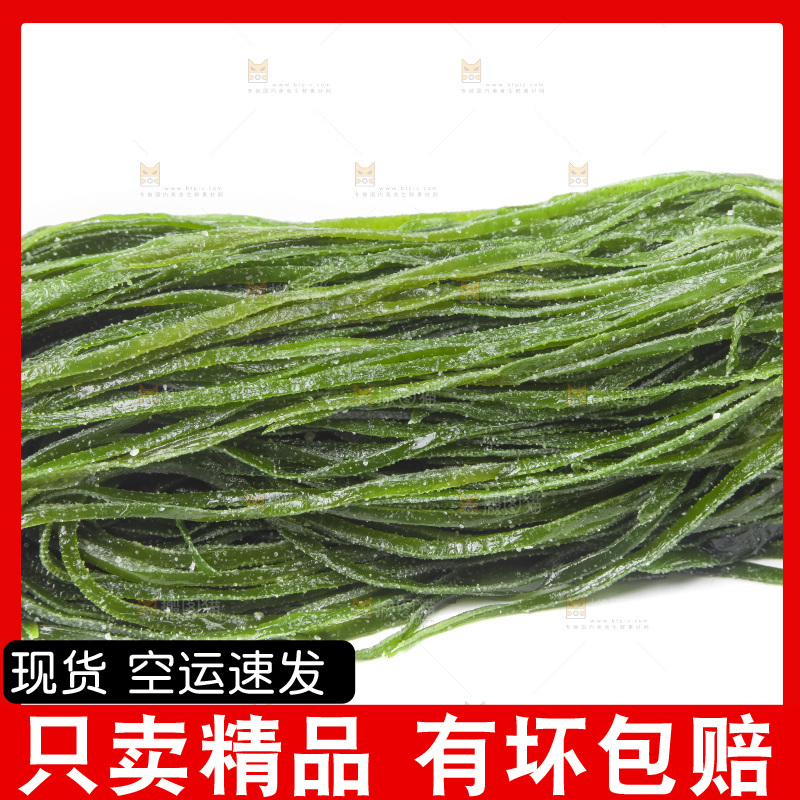 白底上的盐渍海带丝