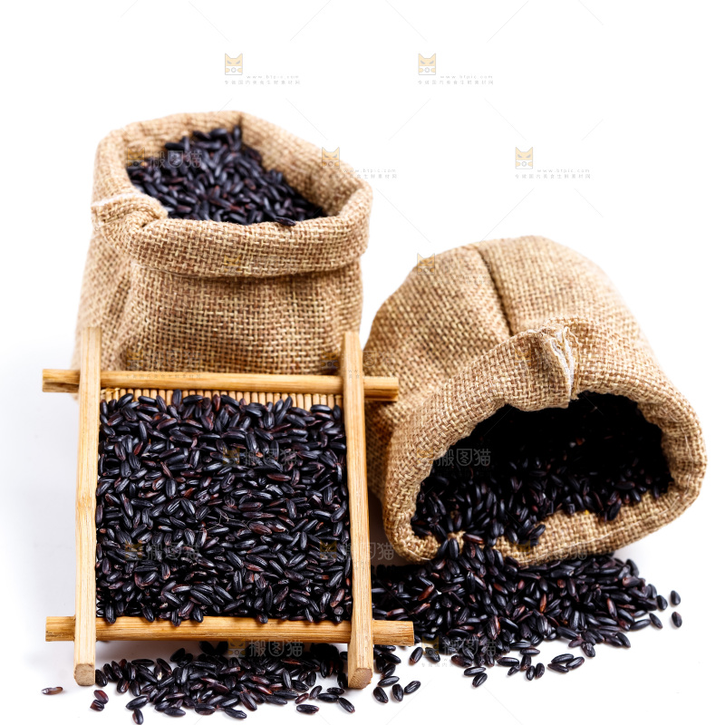 白底上的东北黑米