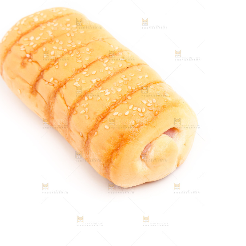 白底上放着夹心面包
