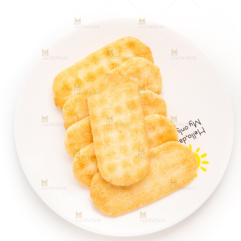 雪饼放在白底上