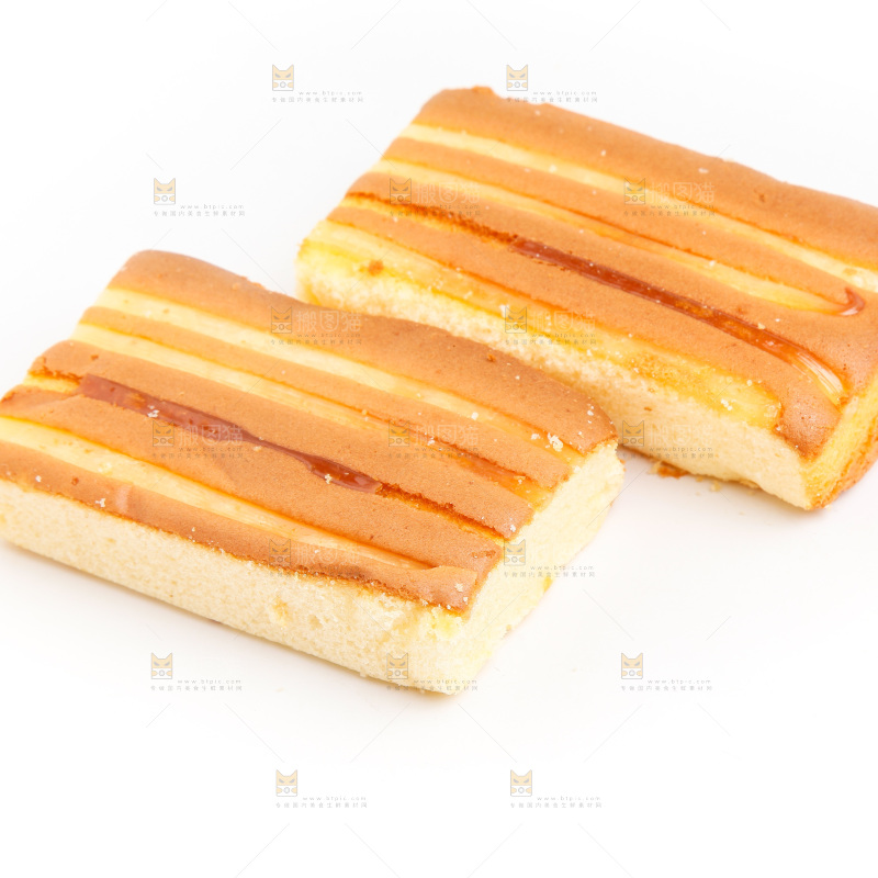 芝士蛋糕放在白底上