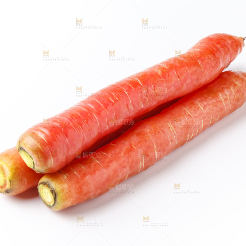 白底上的红胡萝卜