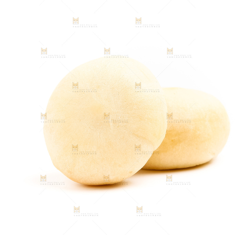白底上的绿豆饼