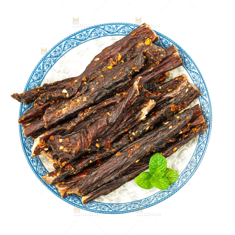 白底上放着一碗牛肉干