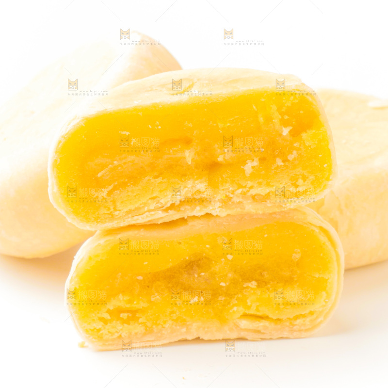 白底上的榴莲饼