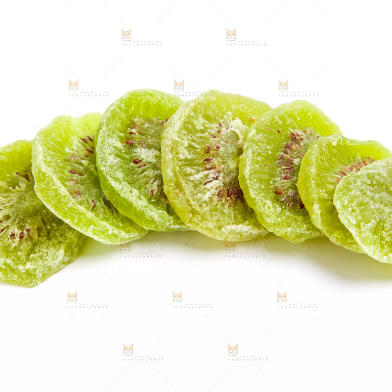 白底上放着猕猴桃干