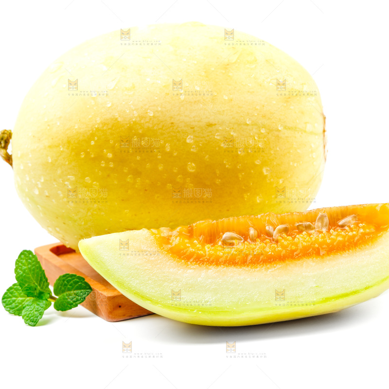木板上的蜜瓜