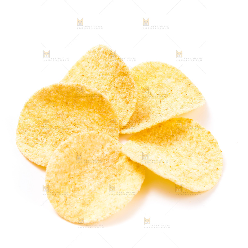 白底上的薯片