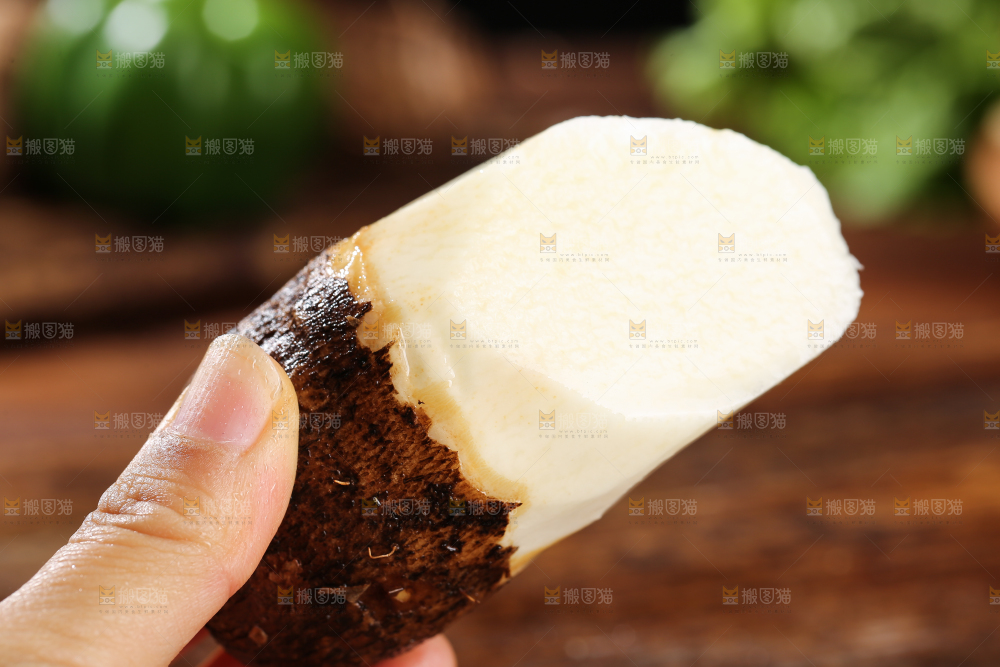 木底上的云南山药