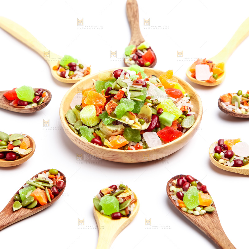 白底上的水果粥